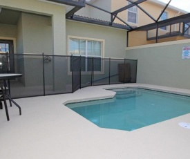 The Perfect Townhome with a beautiful Private Pool, Orlando Townhome 4819