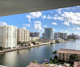 BEACHWALK 1105A S View 1Bed 1Bath