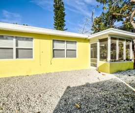 Our Yellow Beach Cottage Step across the street to the BEACH !